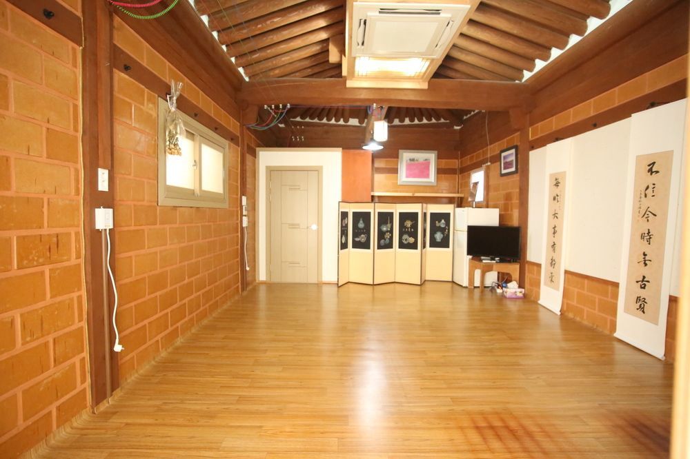 Bodambodam Jeonju Luaran gambar